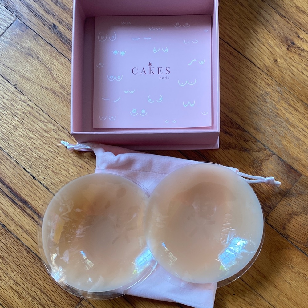 NIB CAKES Body circles